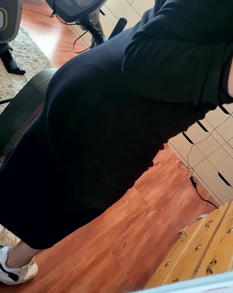 Lauren, 27